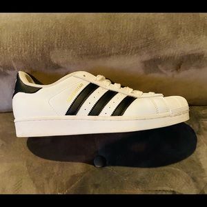 Men’s Adidas Size 8
